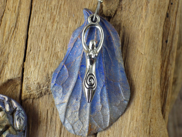 Daughter Of The Forest Emerald Prayer Beads