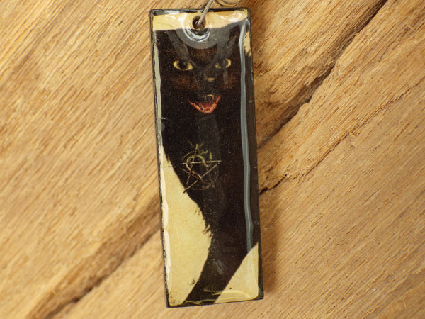 Witches' Familiar Bast Pocket Prayer Beads