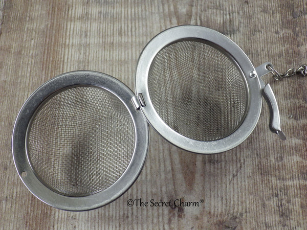 Goddess Cerridwen Loose Tea Infuser