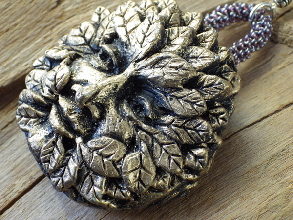 Green Man Dowsing Pendulum, Wiccan Scrying Tool, Pagan Divination Pendulum, Witchy Amethyst Gemstone Pendant, Witchcore Gift, UK Shop Seller